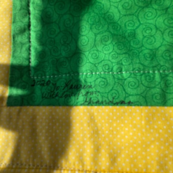 Handmade String Star Wall Quilt Small - Picture 10 of 10